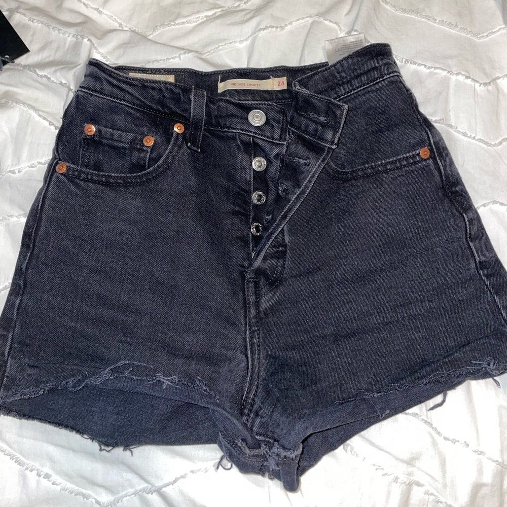 Levi’s Ribcage Short